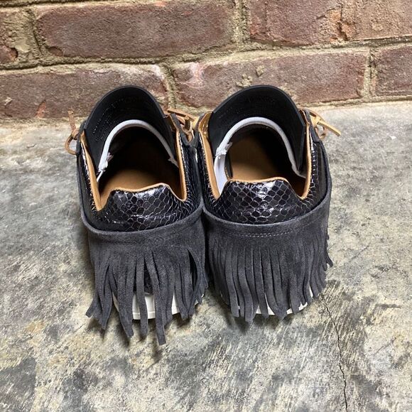 Esse ut Esse Fringe Black Suede Sneaker Size 7 - Picture 5 of 11